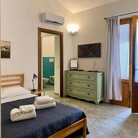 Couette-café Stagnone Area Zero 3*