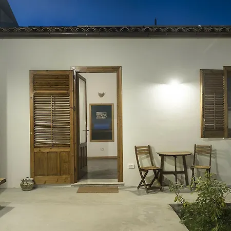Bed & Breakfast Stagnone Area Zero 3*