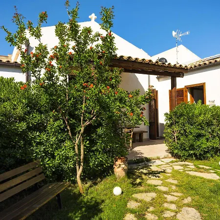 Stagnone Area Zero Alojamento de Acomodação e Pequeno-almoço 3*